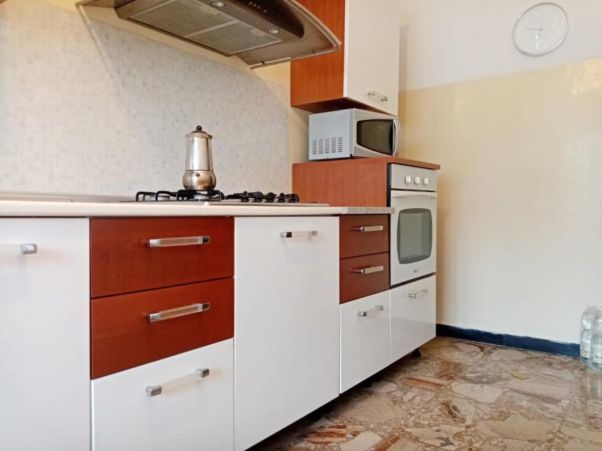 Casa Vacanza! A 50M Dal Mare! Bordighera Eksteriør bilde