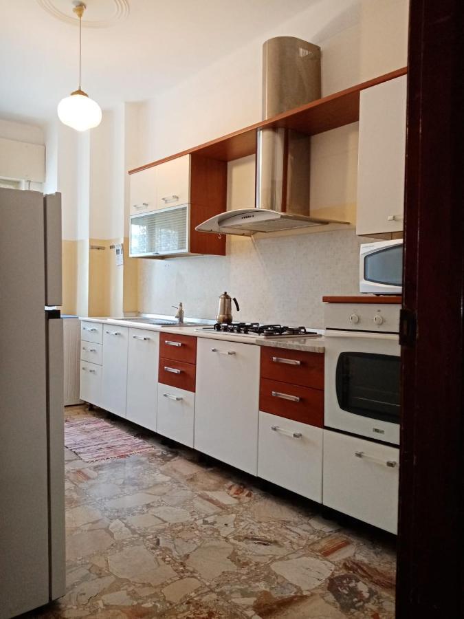 Casa Vacanza! A 50M Dal Mare! Bordighera Eksteriør bilde